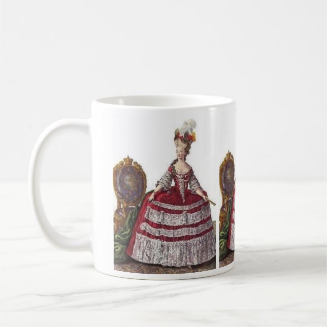 MARIE ANTOINETTE AN DER METHODE KAFFEETASSE (Links)