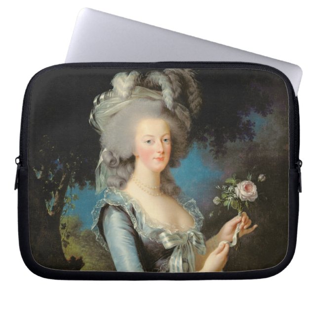 Marie Antoinette mit einer Rose, 1783 Laptopschutzhülle (Vorderseite)