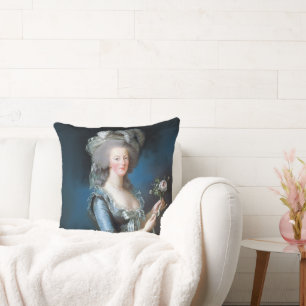 Marie Antoinette mit einer Rose Kissen