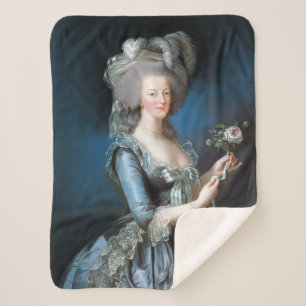 Marie Antoinette mit einer Rose Sherpadecke
