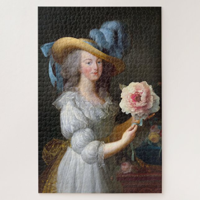 Marie Antoinette mit Pink Anemone Blume (Vertikal)