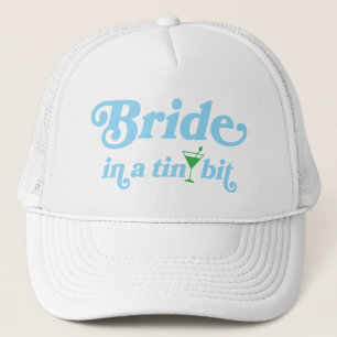 Mariée dans un tout petit Chapeau Casquette de Fil
