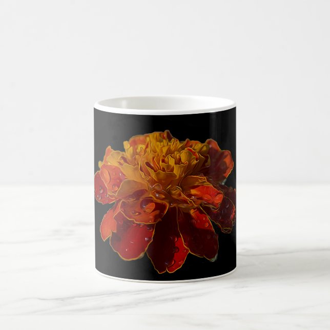 Marigold-Blume mit Wassertropfen Kaffeetasse (Mittel)