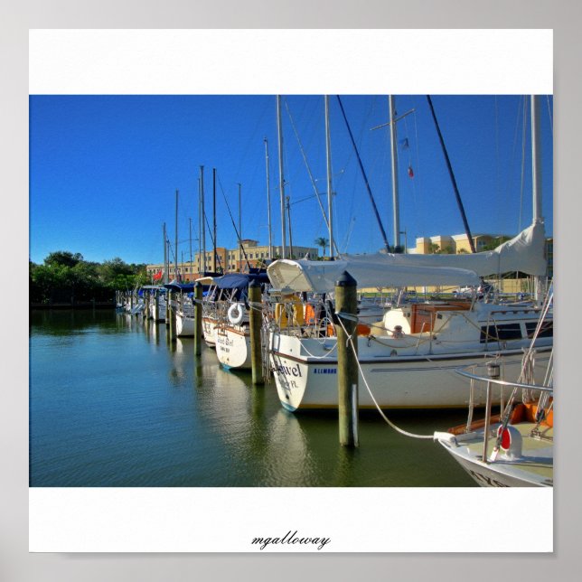 Marina Poster (Vorne)