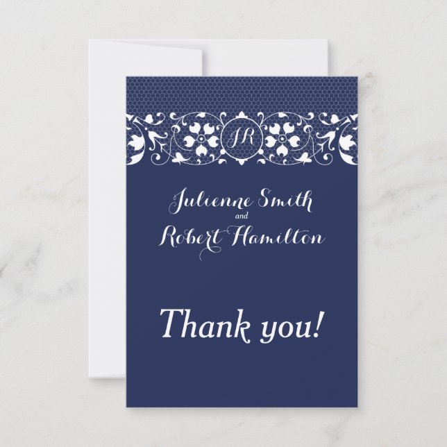 Marine-Blau eine weiße Spitze-Monogramm-Hochzeit Dankeskarte (Vorderseite)