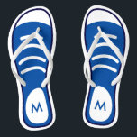 Marine-Blau-Turnschuh beschuht cooles lustiges Flip Flops<br><div class="desc">Dieser hübsche "coole und lustige Marine-Blau-Turnschuh-Schuh-alte Schulblick mit Ihren Monogrammen,  die einzigartiger Entwurf" Reinfall umdrehen,  ist bestimmt ein niedliches Geschenk für Sie oder Freunde in dieser Sommerperiode. 

 Mehr Entwürfe,  die Sie auch mögen können:</div>