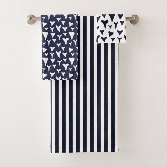 Marine Bleu Blanc Nautique Motif dents de requin (En situation)