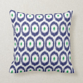 Marine et coussin vert d'iKat