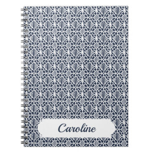 Marine mit weißem Crochet Lace Muster Notizblock