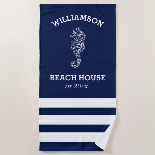 Marine und White Strip Beach House | SEEPFERD Strandtuch (Vorderseite)