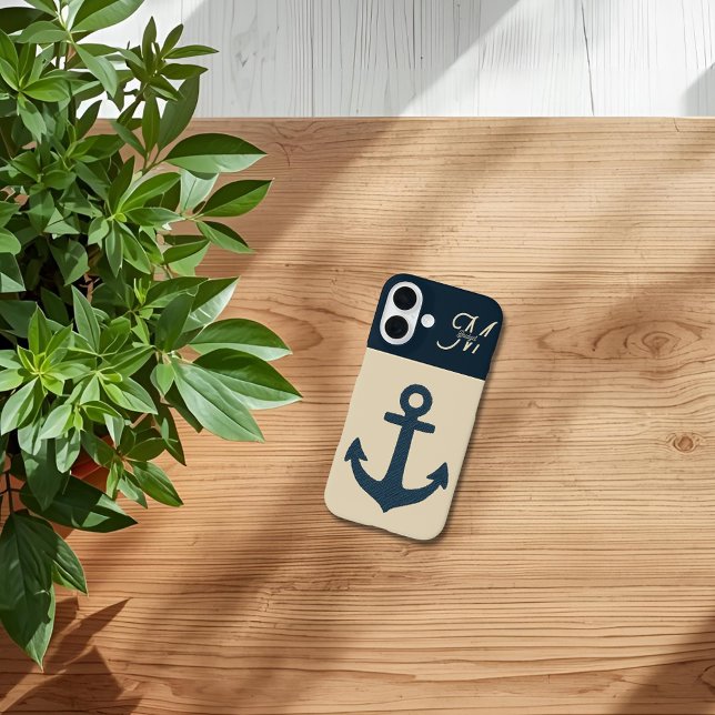 Marineblau mit Monogram Beige Küste iPhone 16 Hülle (Von Creator hochgeladen)