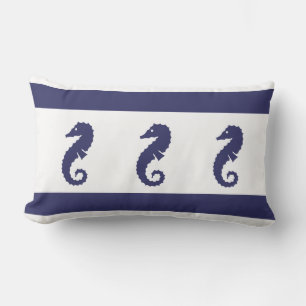 Marineblaue SEAHORSE auf weißem KISSEN Küstenleben