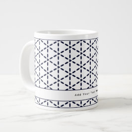 Marineblaues geometrisches Muster auf Weiß Jumbo-Tasse