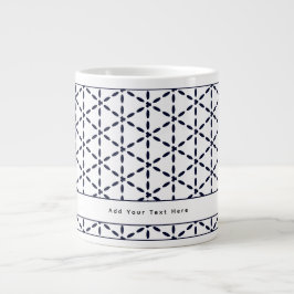 Marineblaues geometrisches Muster auf Weiß Jumbo-Tasse