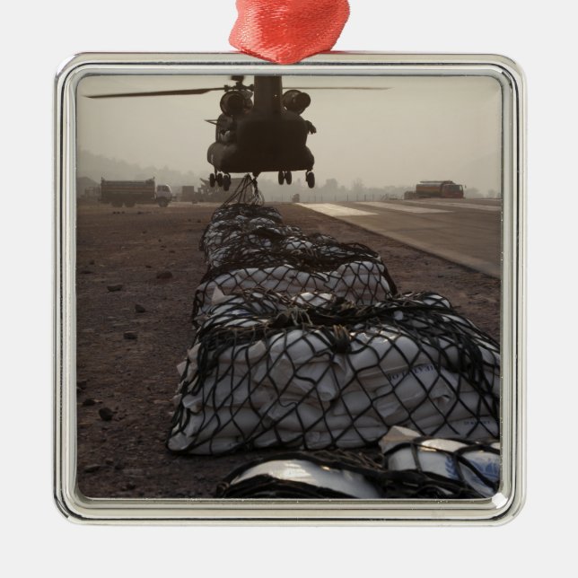 Marines befestigen Segellasten Silbernes Ornament (Vorne)