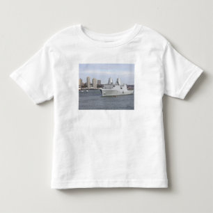 Marines und Segler ziehen die Schienen ab Kleinkind T-shirt