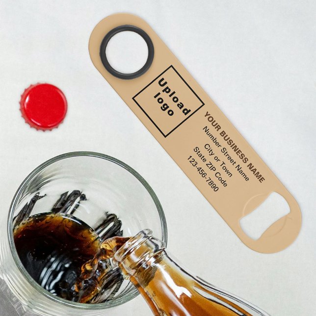 Markenbezeichnung auf hellbraunem Flaschenöffner (Build brand name awareness. Your business brand on brown long bottle opener.)