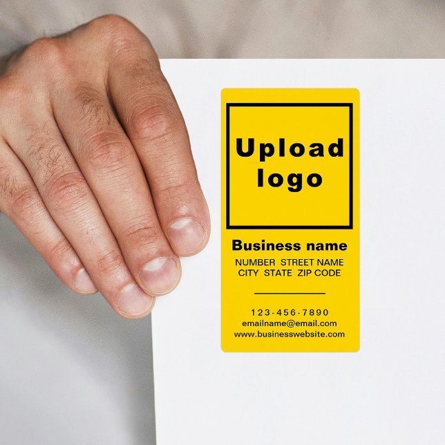 Markenbezeichnung für gelbes Portrait (Yellow portrait shipping label with your business brand)