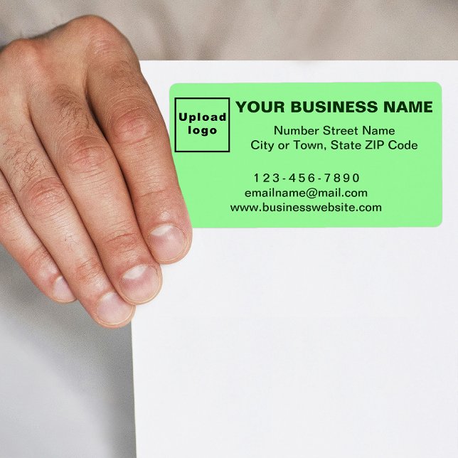 Markenbezeichnung für hellgrüne Schifffahrt (Light green shipping label with your business brand)