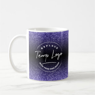 Markenbezeichnung mit / Ihr Firmenlogo Lila Schwar Kaffeetasse
