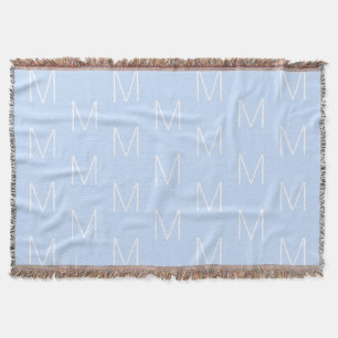 Markieren Sie den Anfangsbuchstaben des Monogramms Decke