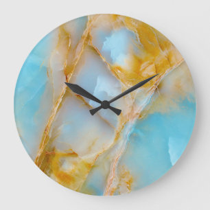 Marmorstruktur, buntes Onyx-Interieur. Große Wanduhr