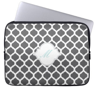 Marokkanisch, grau und weiß mit Monogram-Laptop-Si Laptopschutzhülle