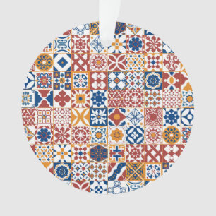 marokkanische Fliesen - blau und bordo Ornament