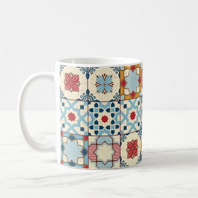marokkanische Fliesen, buntes, nahtloses Muster. Kaffeetasse (Links)