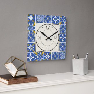 Marokkanisches Muster in Aquamarin Blau, Gelb, Cre Quadratische Wanduhr
