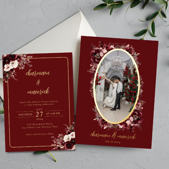 Maroon Burgundy Foto Wedding Gold Folieneinladung (Von Creator hochgeladen)