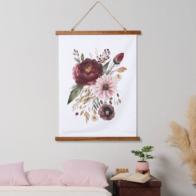 Maroon Burgundy Pink Aquarell Floral Botanisch Wandteppich Mit Holzrahmen (Schlafzimmer)