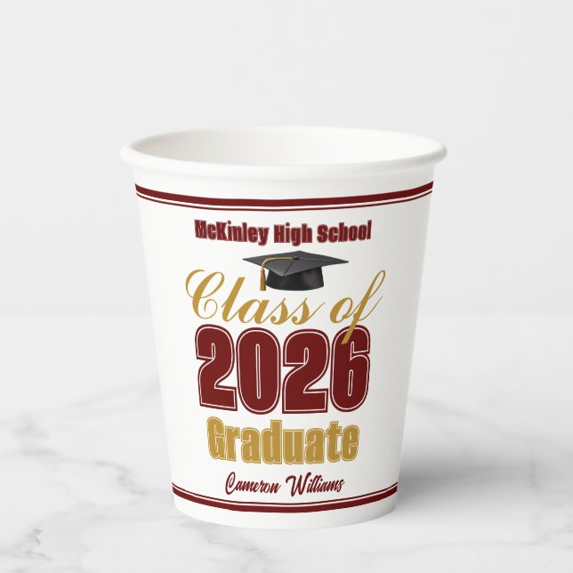 Maroon Gold Class of 2026 Graduation Party Pappbecher (Vorderseite)