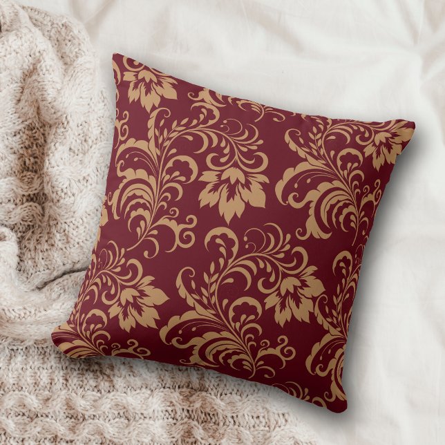 Maroon Gold Floral Swirl Kissen (Von Creator hochgeladen)