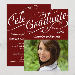 Maroon Graduate Wirbel Script Foto Einladung