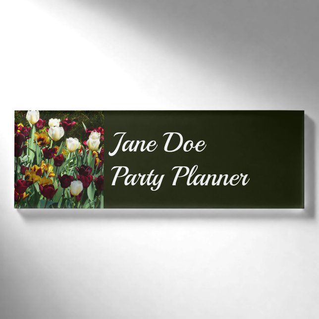 Maroon und Gelbe Tulips farbenfrohe Blumen Namenschild (Vorderseite)