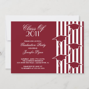Maroon & White Grad Hats Abschluss Einladung