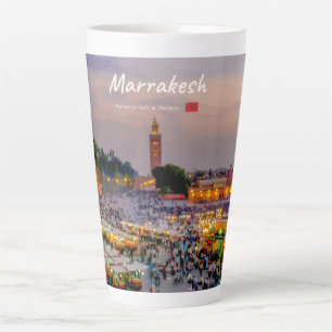Marrakesch, Marokko - Jemaa el Fnaa-Platz groß Milchtasse