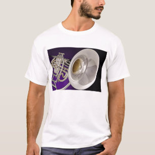 Marschierendes französisches Horn-T-Shirt T-Shirt