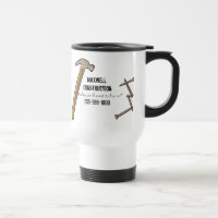 Marteau et tasse de clous