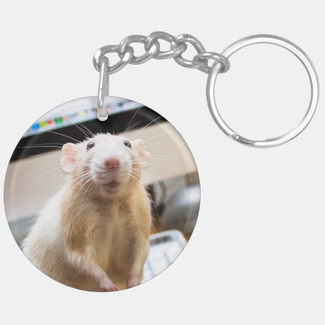 Marty Mouse Doppelseitiger Schlüsselanhänger (Rückseite komplett)