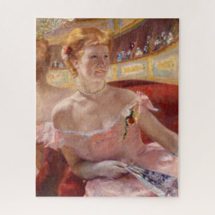 Mary Cassatt - Frau mit Perlenkette in einer Loge