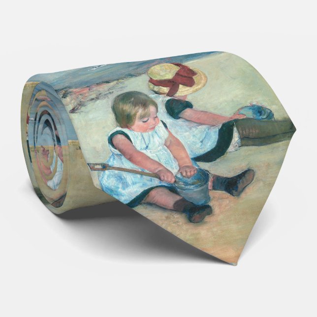 Mary Cassatt - Kinder, die am Strand spielen Krawatte (Gerollt)