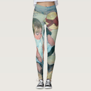 Mary Cassatt - Kinder spielen am Strand Leggings