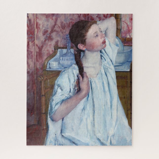 Mary Cassatt - Mädchen, die ihre Haare anordnen (Vertikal)