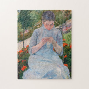 Mary Cassatt - Mädchen näht im Garten