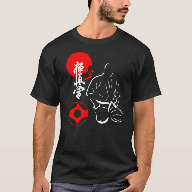 Mas Oyama Seiza - Kyokushin Karate Design T-Shirt (Devant)