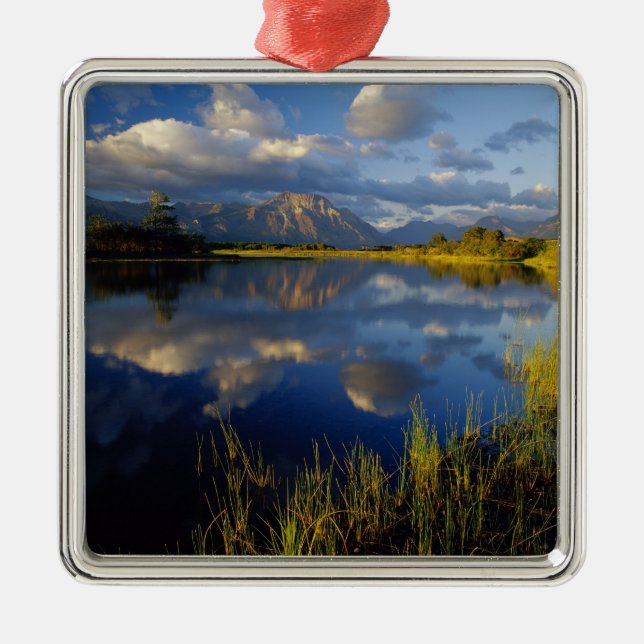 Maskinonge-See im Nationalpark der Waterton-Seen Silbernes Ornament (Vorne)