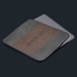 Maskulinbraun und Grauleder Laptopschutzhülle<br><div class="desc">Bild von braunem und dunkelgrauem Vintagem Leder mit Nahteffekt. Anpassbare Monogramm.</div>