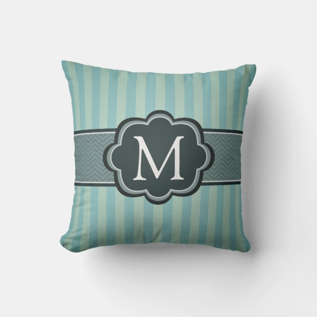 Maskuline Aquamarine blaue Streifen Custom Monogra Kissen (Vorderseite)